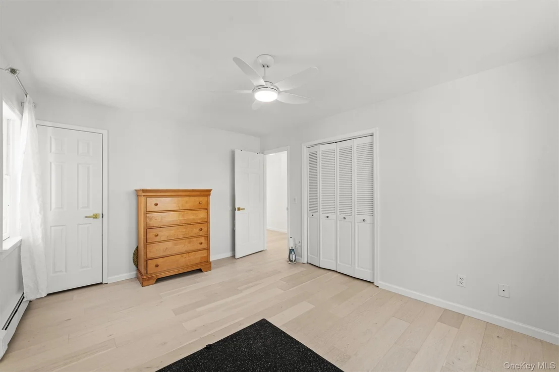 Photo of 21 Pershing Avenue