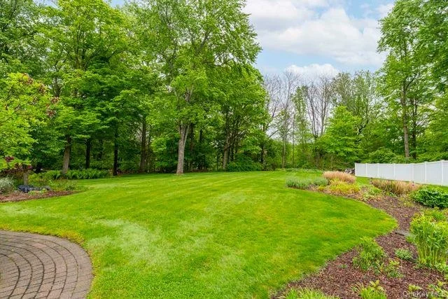 Photo of 7 Fair Oaks Drive