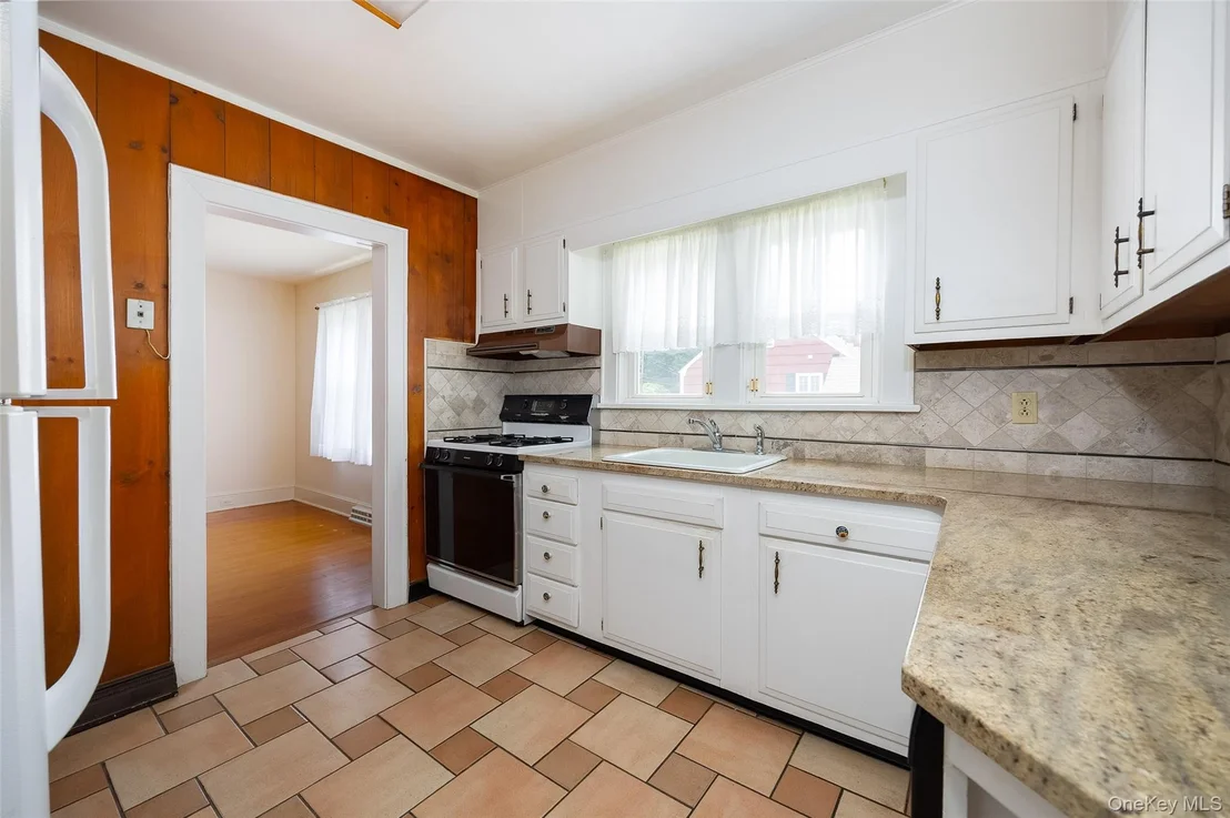 Photo of 37 Florence Avenue