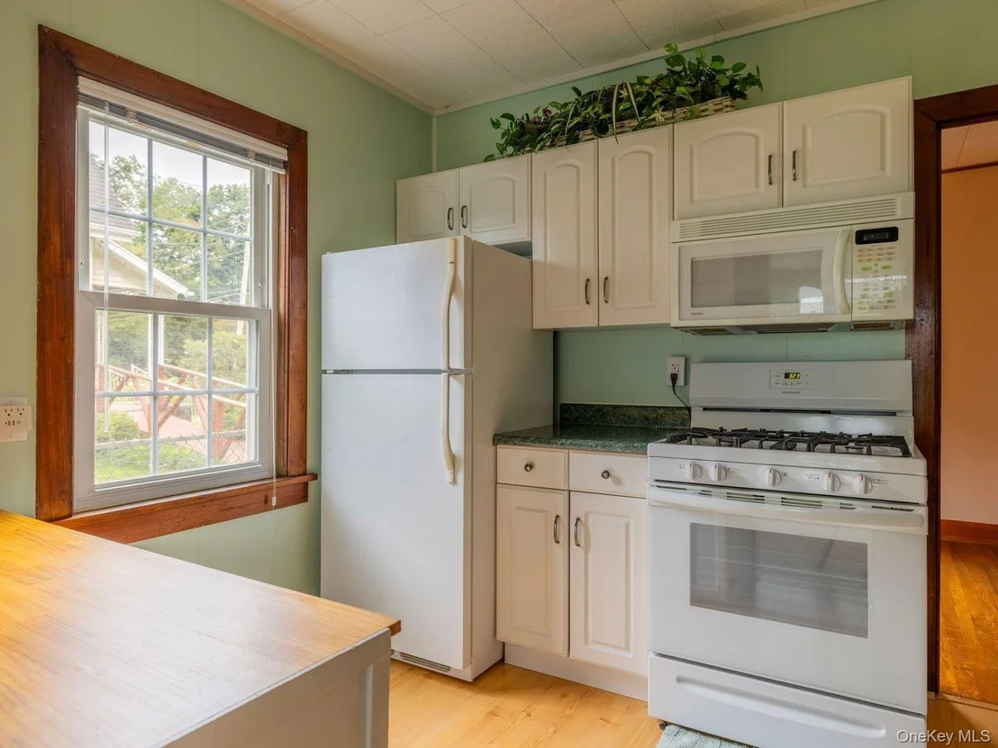 Photo of 34 Tillson Road