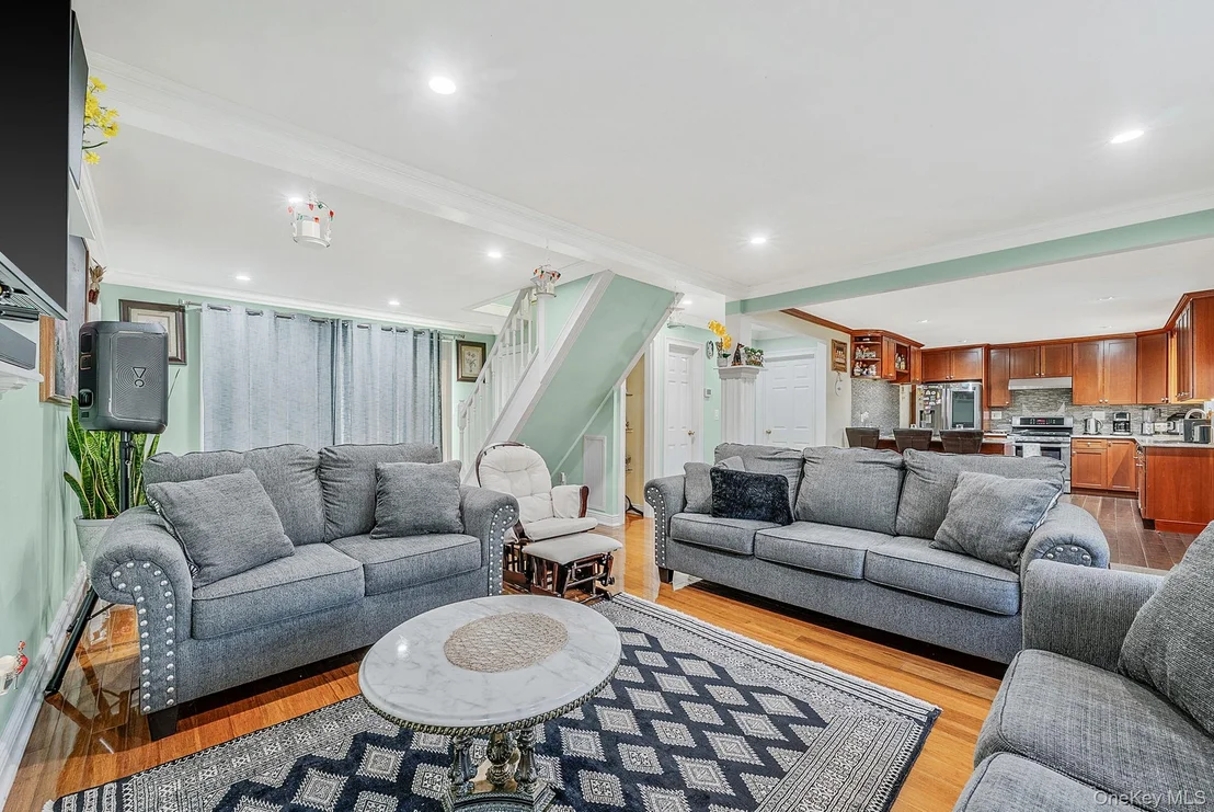 Photo of 20 Howe Road