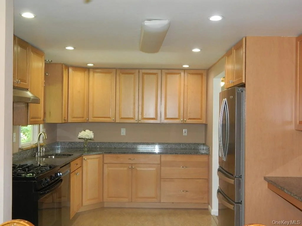 Photo of 18 Scott Drive