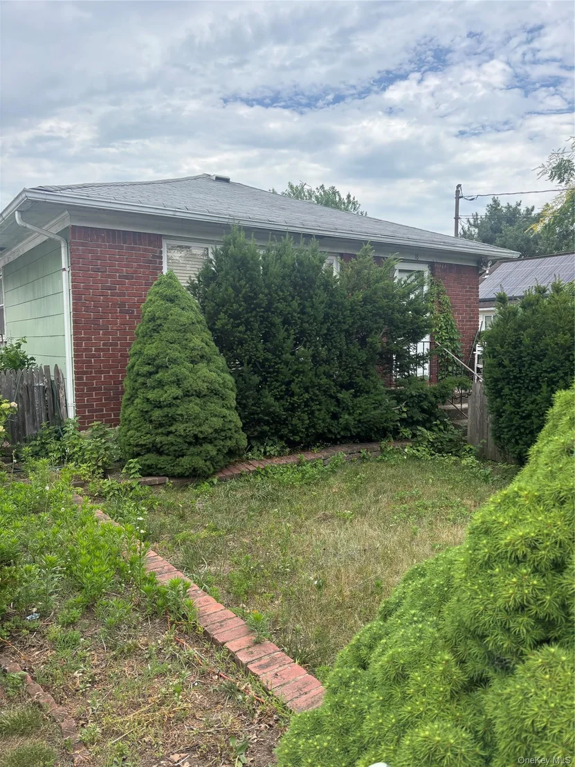 Photo of 18 Bismark Avenue