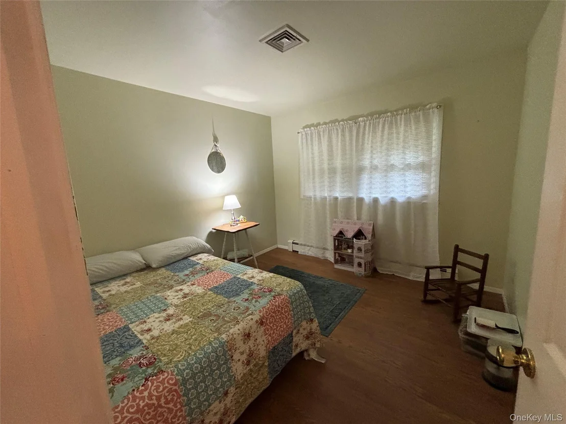 Photo of 72 Fanning Boulevard