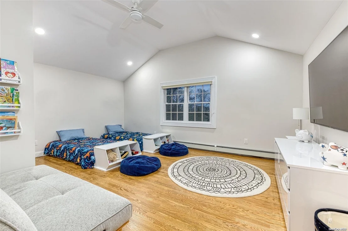 Photo of 49 Lindenmere Drive