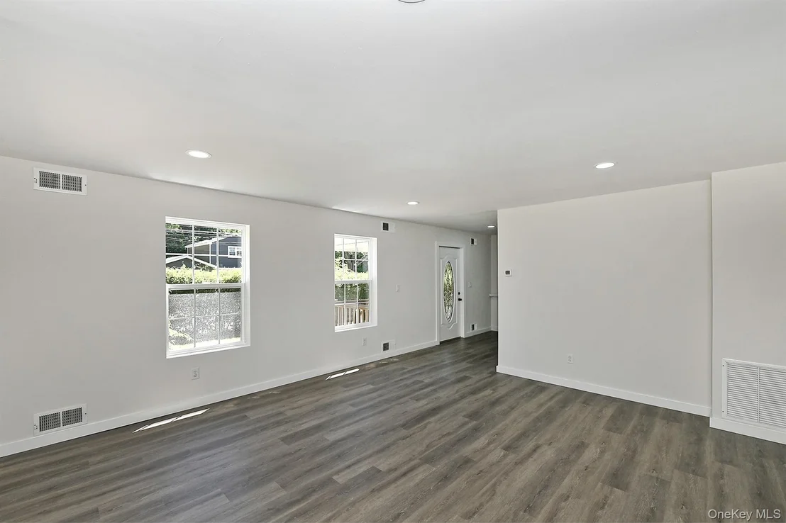Photo of 208 Lake Drive
