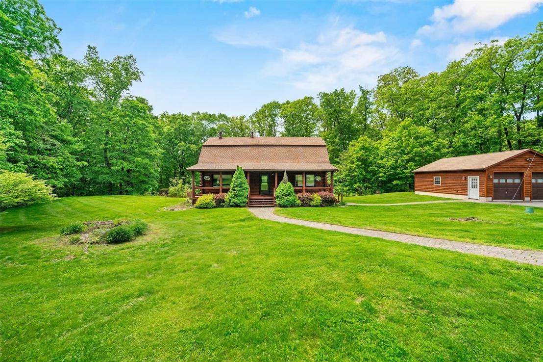 Photo of 430 Strawridge Road