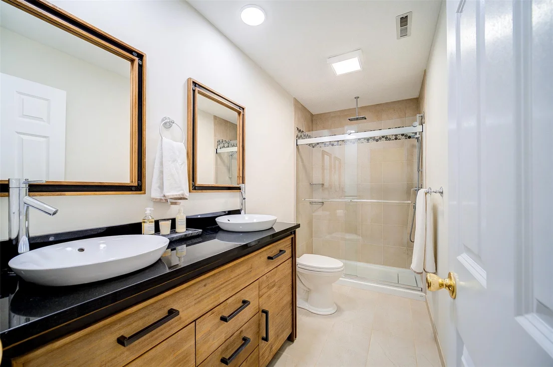Photo of 2 Marion Way
