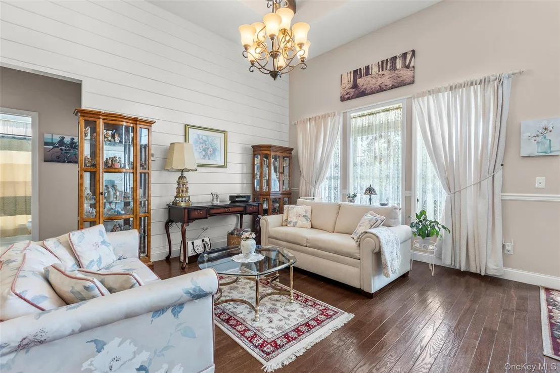 Photo of 27 Wildflower Drive