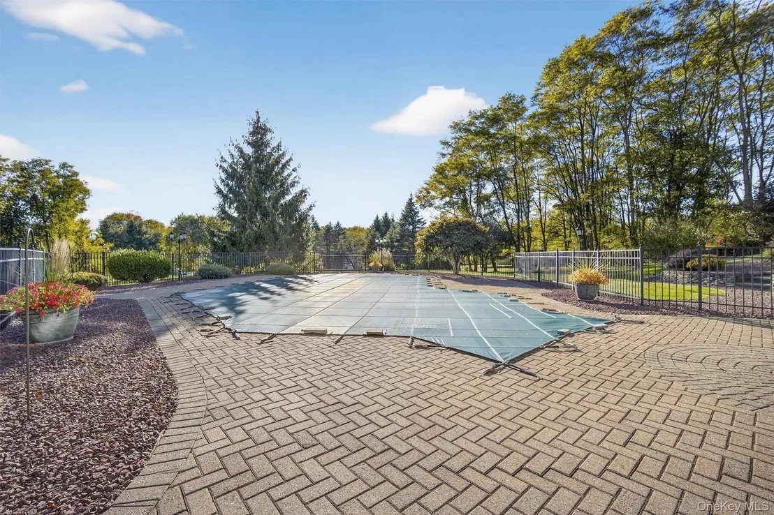 Photo of 15 Champlain Drive