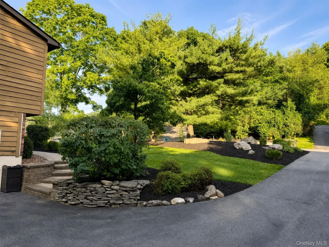 Photo of 15 Arlington Drive