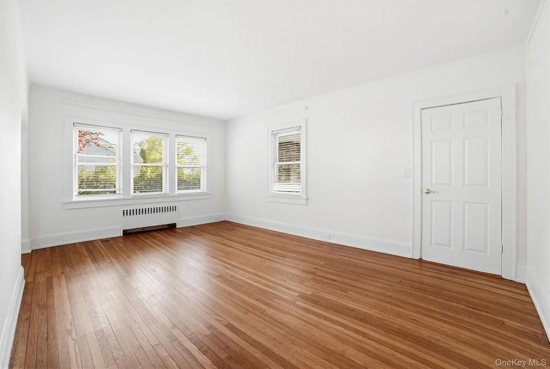 Photo of 42 Beverly Road