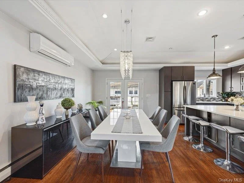 Photo of 844 Flanders Drive