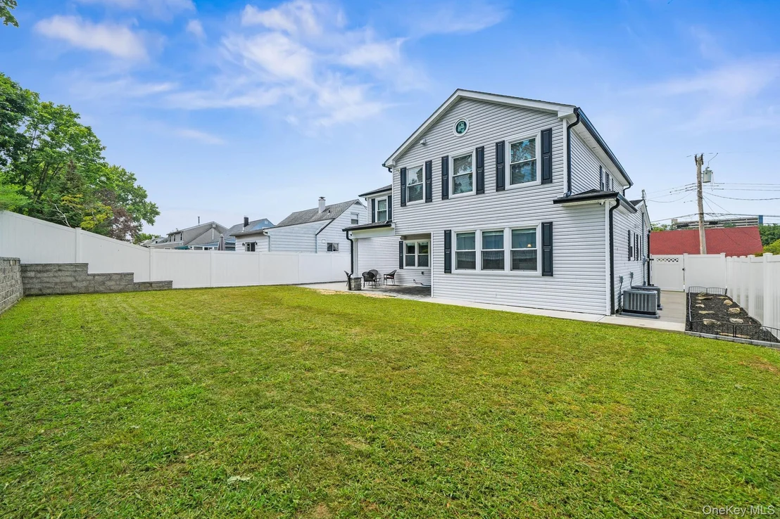 Photo of 54 Hazelton Road