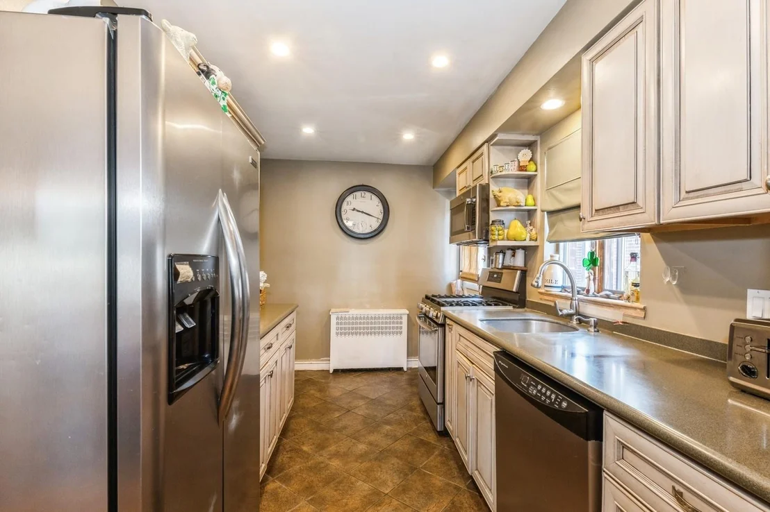 Photo of 4 Ackley Avenue