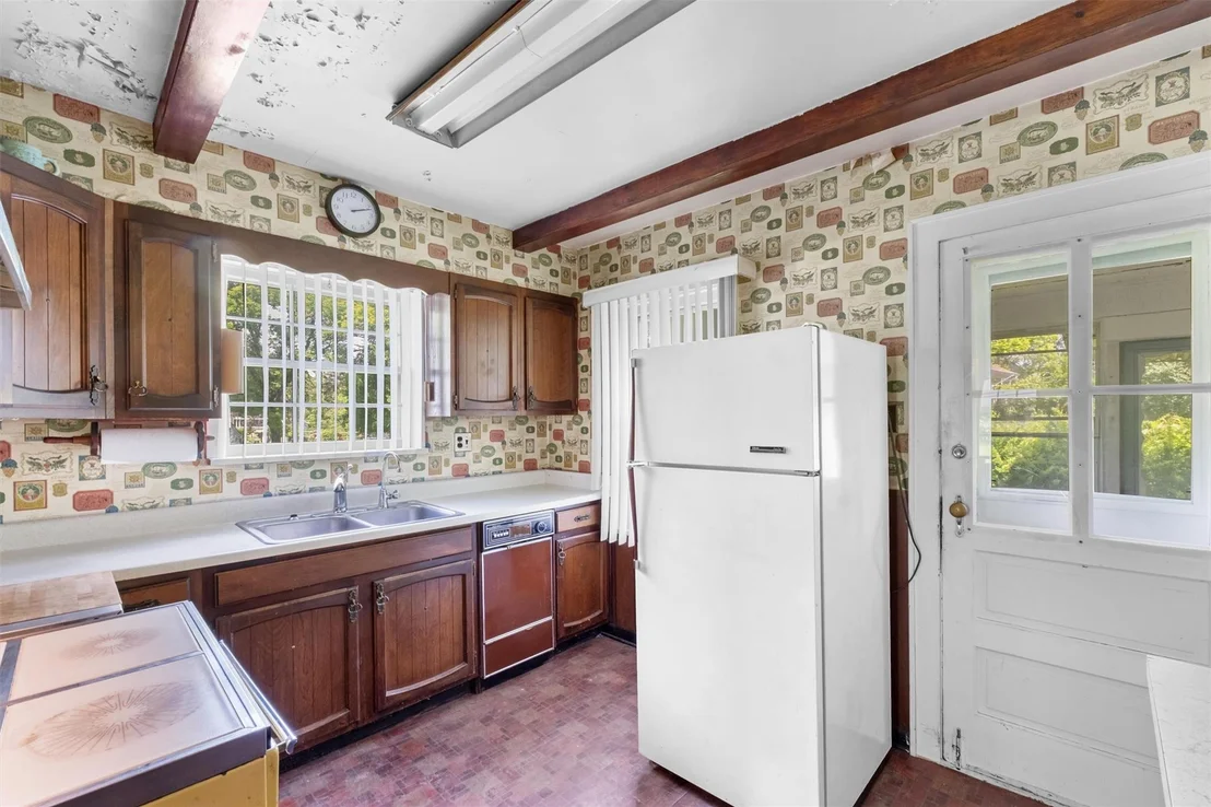 Photo of 61 Spackenkill Road