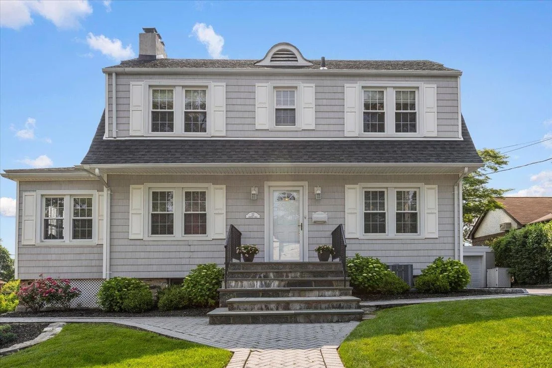 Photo of 22 Chippewa Road