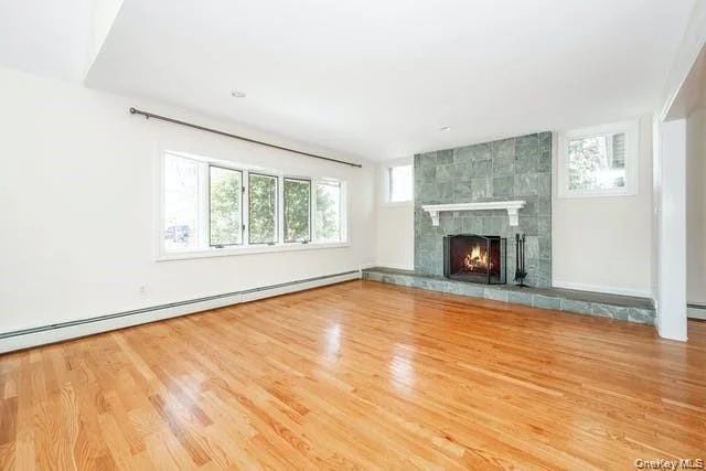 Photo of 10 BELL Place