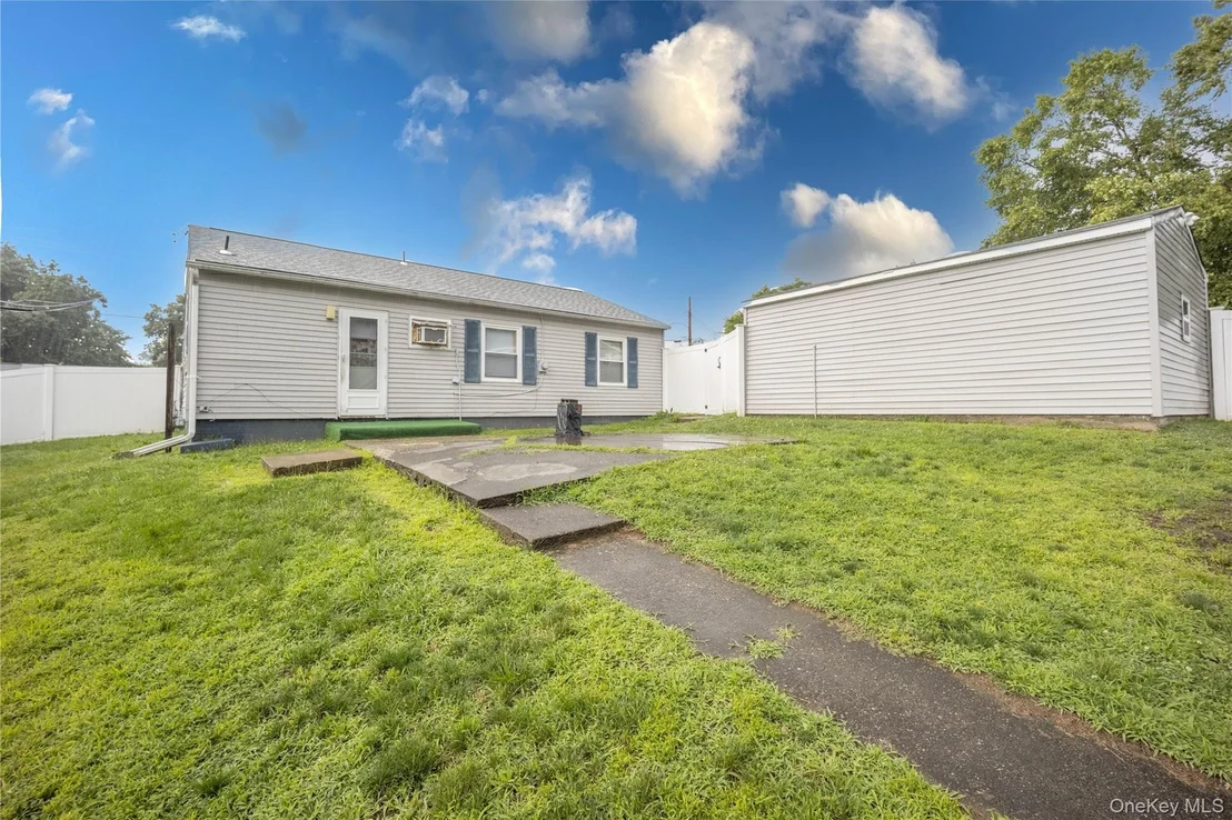 Photo of 32 Peter Cooper Drive