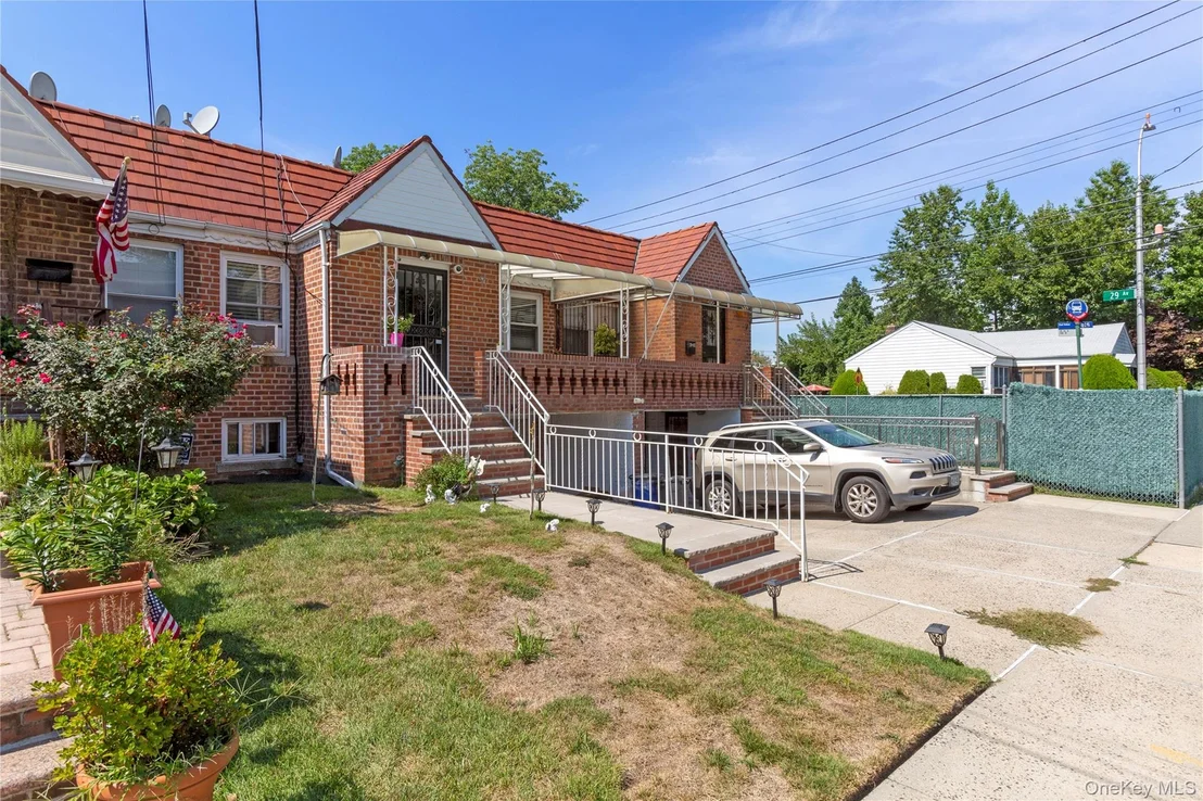 Photo of 2904 164th Street