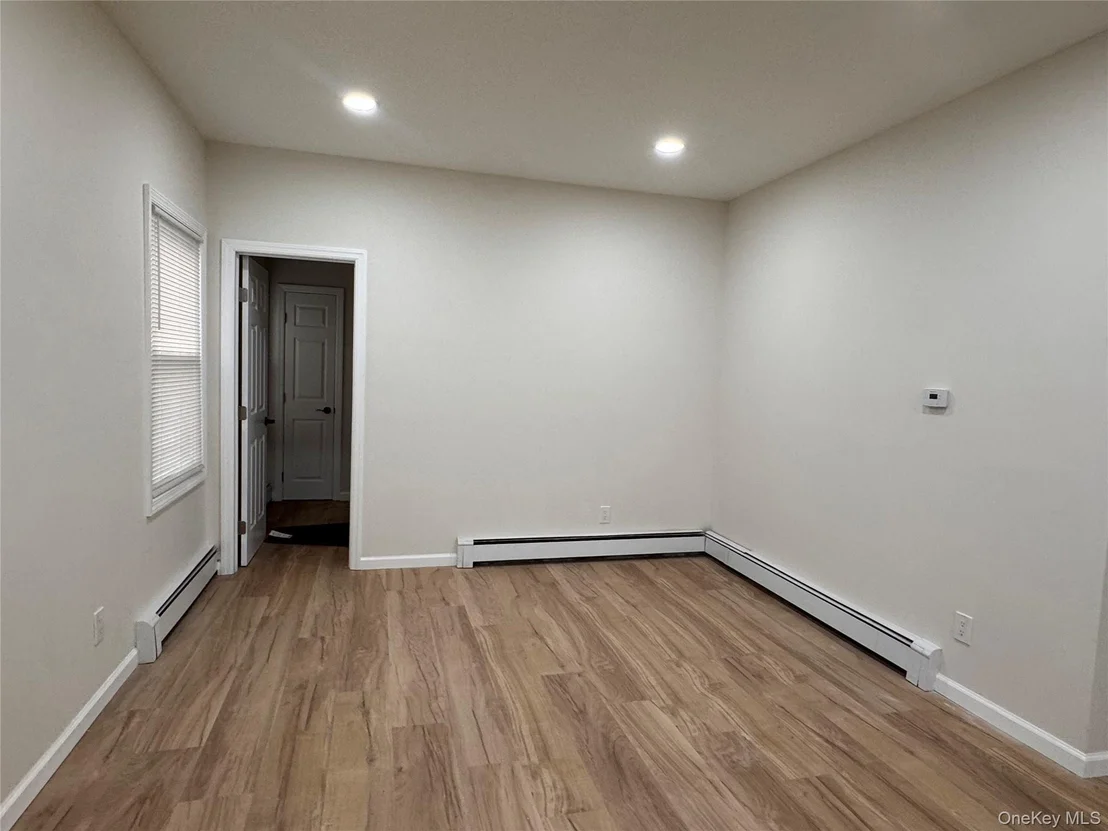 Photo of 515 Sweezy Avenue