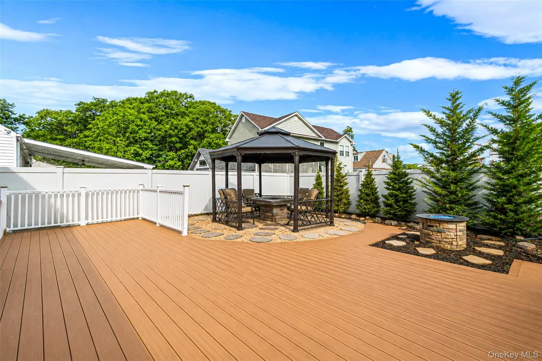 Photo of 403 Brookside Court
