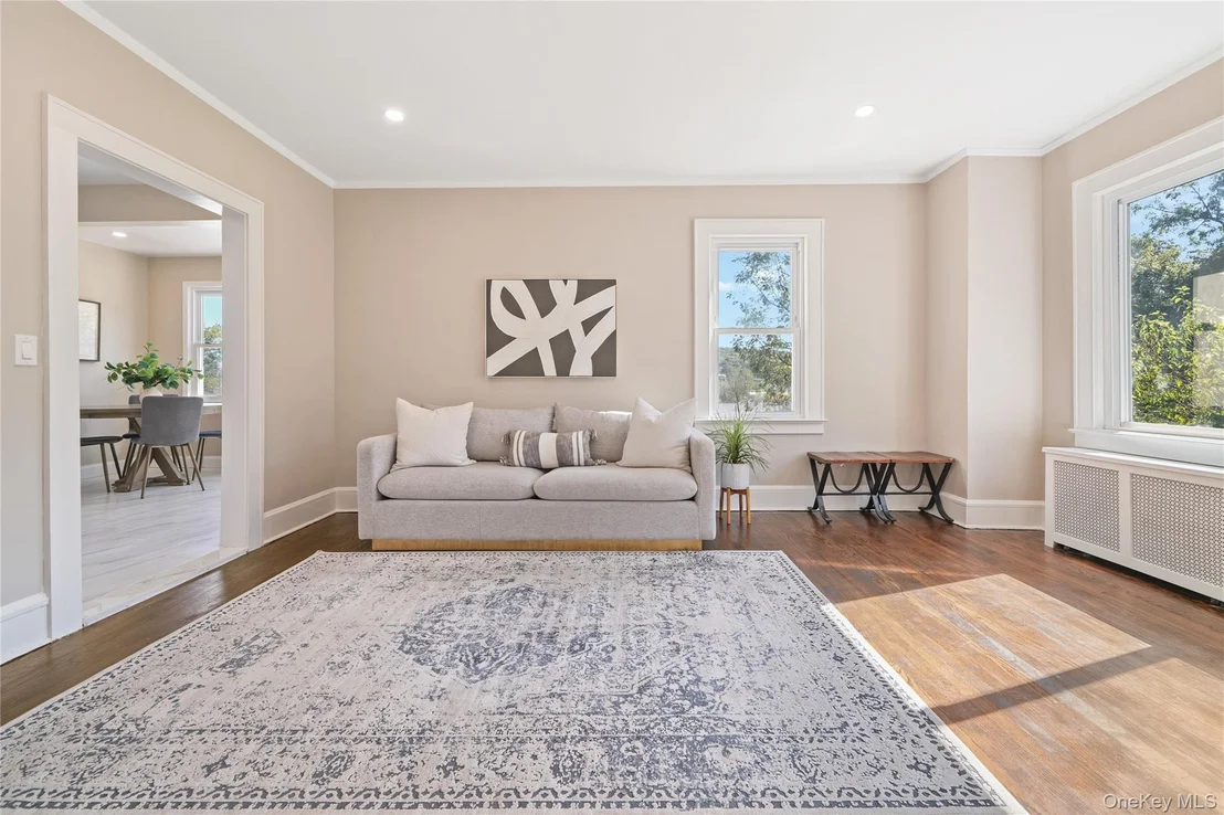 Photo of 511 Decatur Avenue