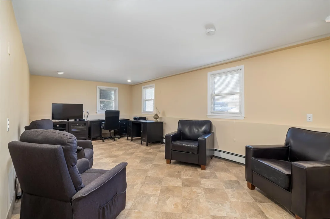 Photo of 3783 Harbor Boulevard