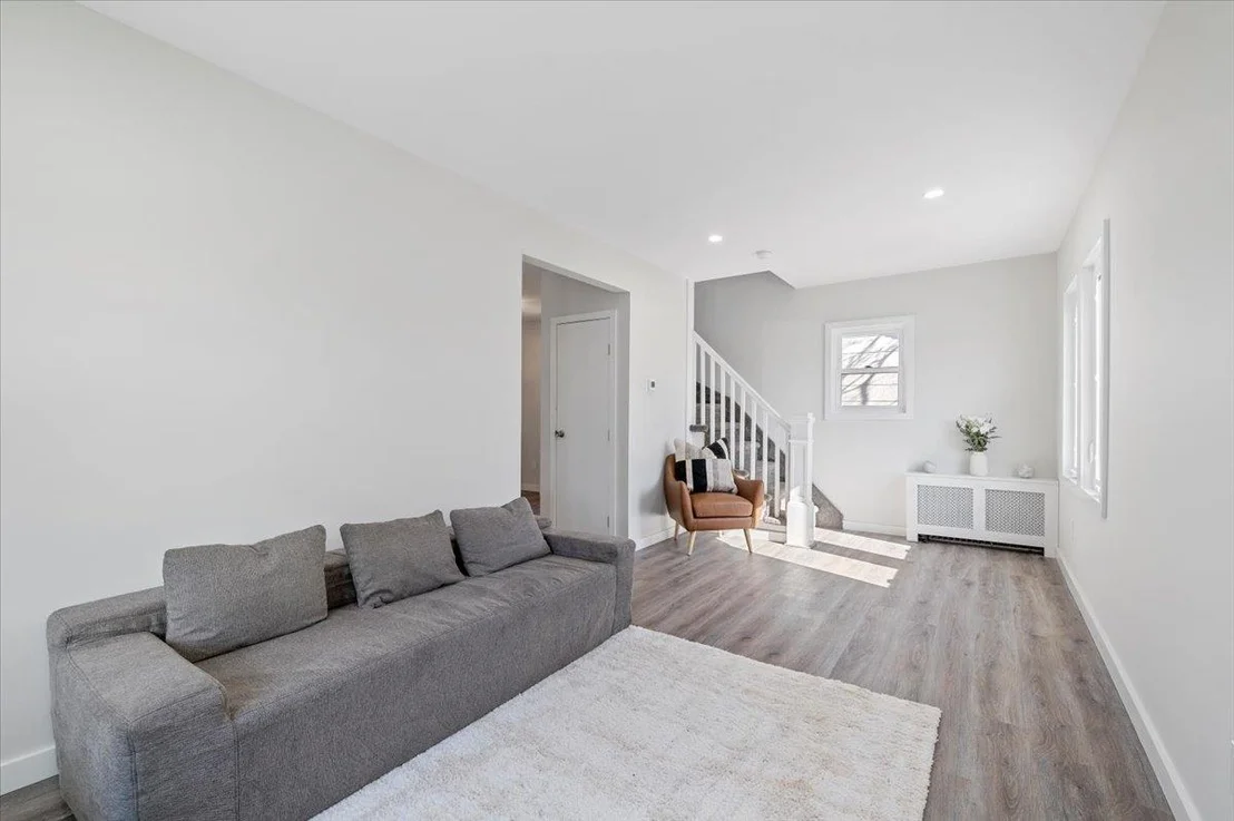 Photo of 70 Evergreen Avenue