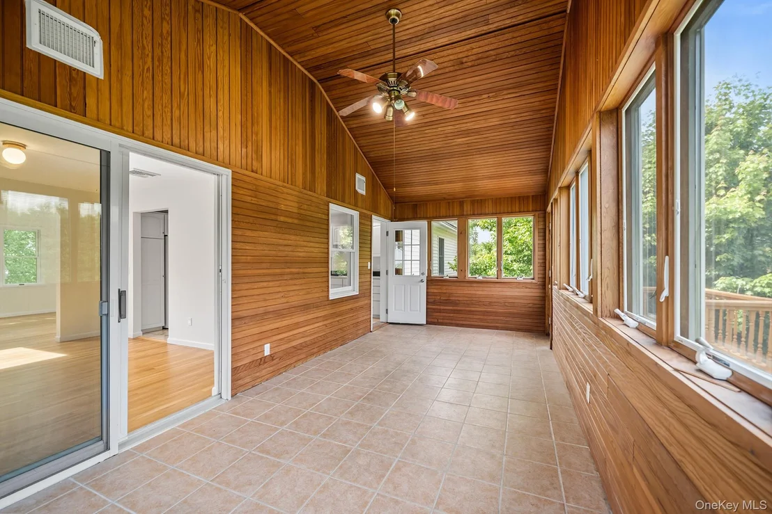 Photo of 110 Franklin Avenue