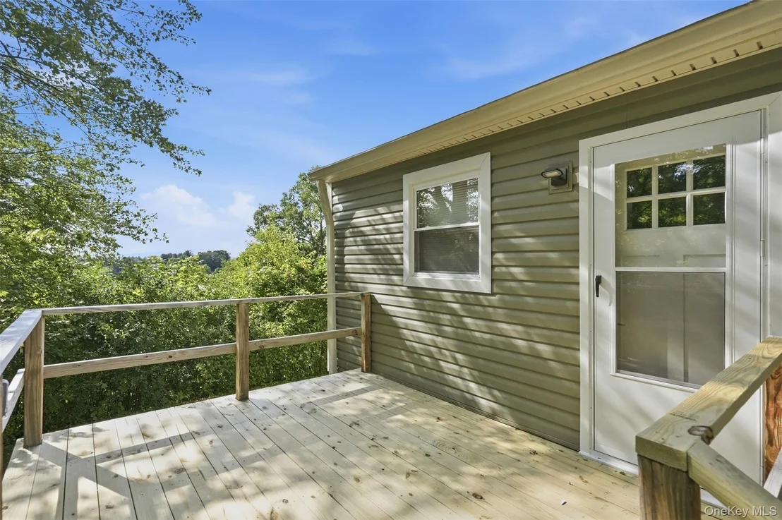 Photo of 22 W Marshall Drive