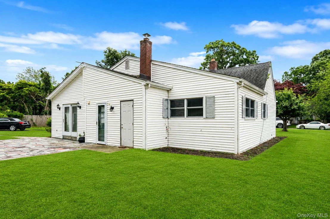 Photo of 1 E Jackwill Road