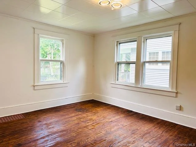 Photo of 100 Innis Avenue