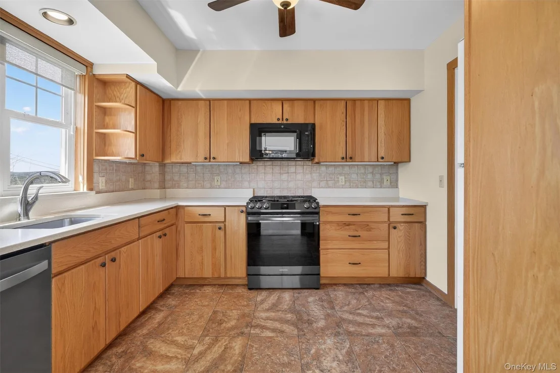 Photo of 528 Union Avenue