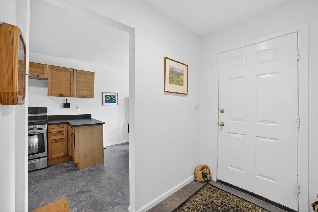 Photo of 32 Spring Pond Drive