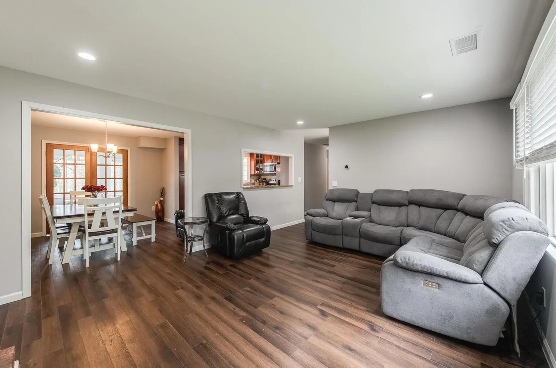 Photo of 176 Cedar Valley Road