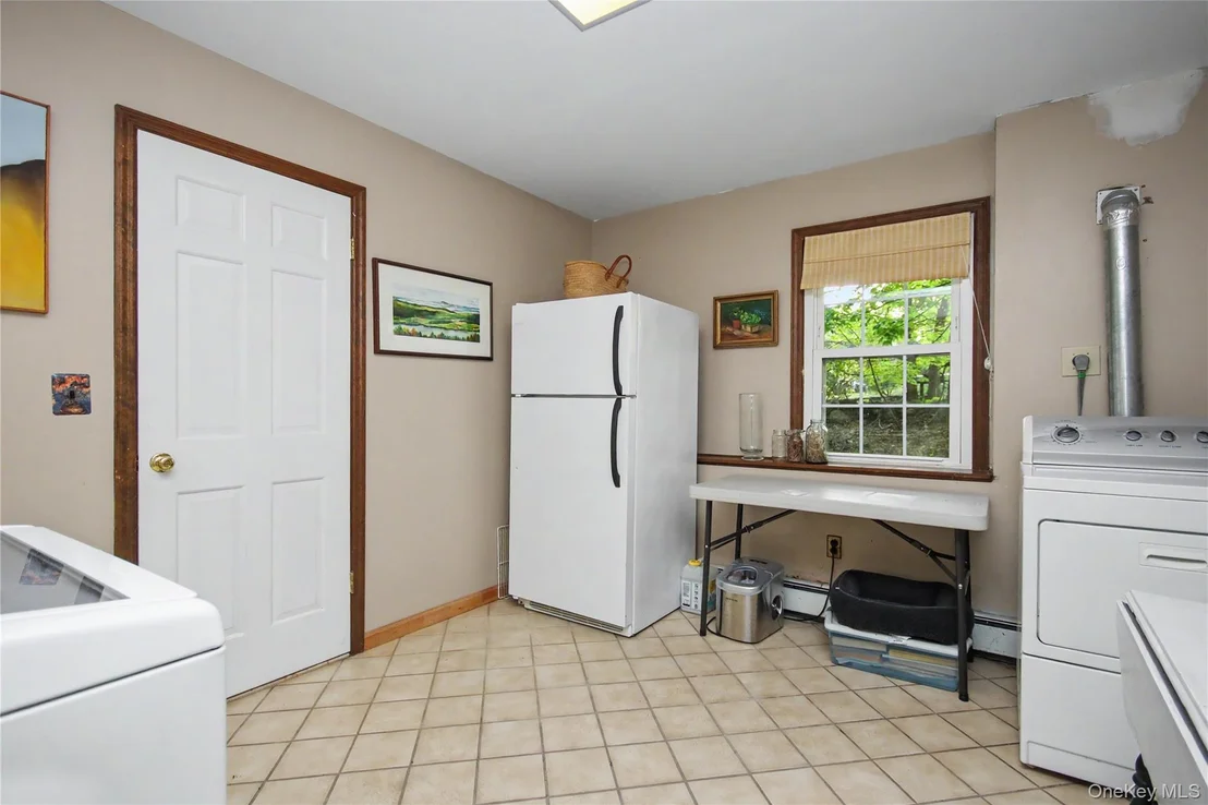 Photo of 1 Cliffside Lane