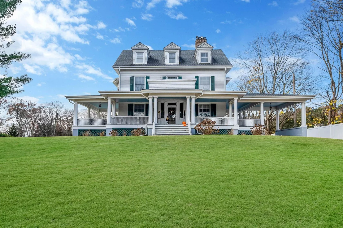 Photo of 397 Split Rock Road