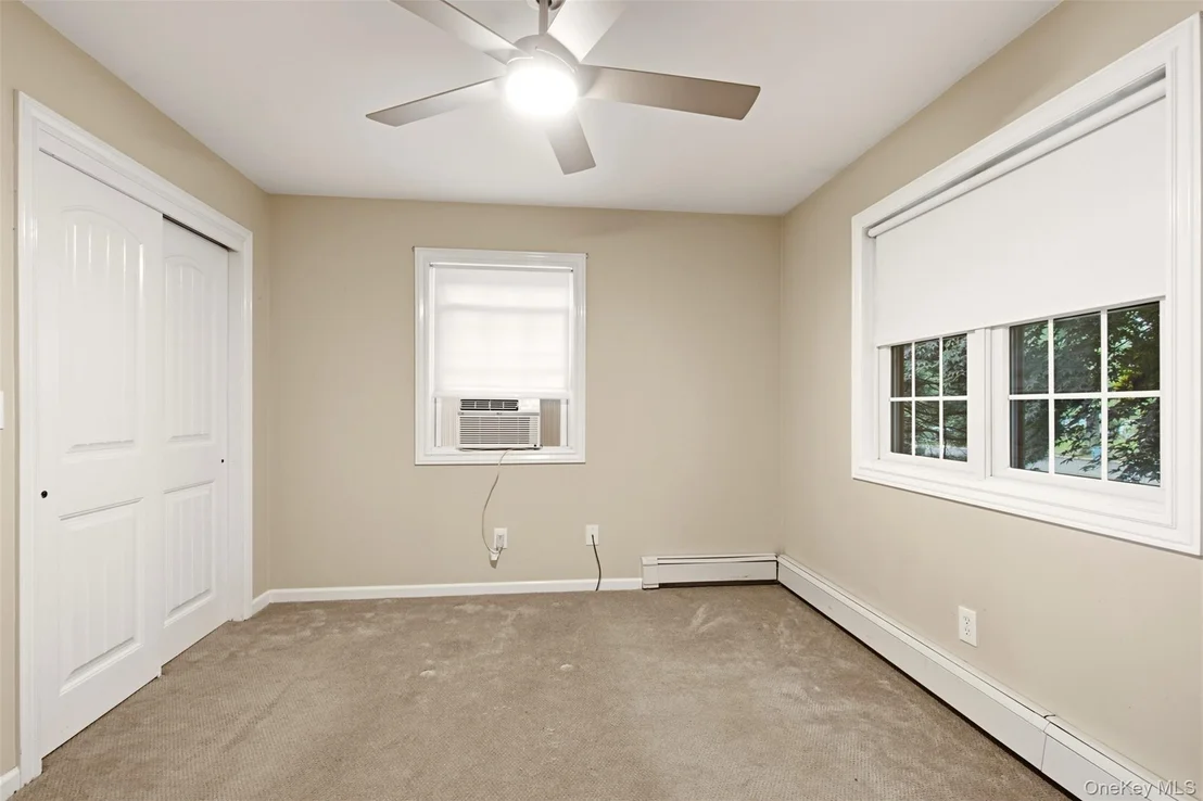 Photo of 83 Hedgerow
