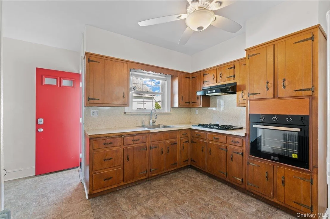 Photo of 178 Washington Street