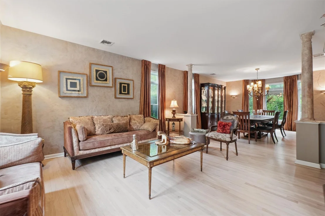 Photo of 21 Golf Course Drive
