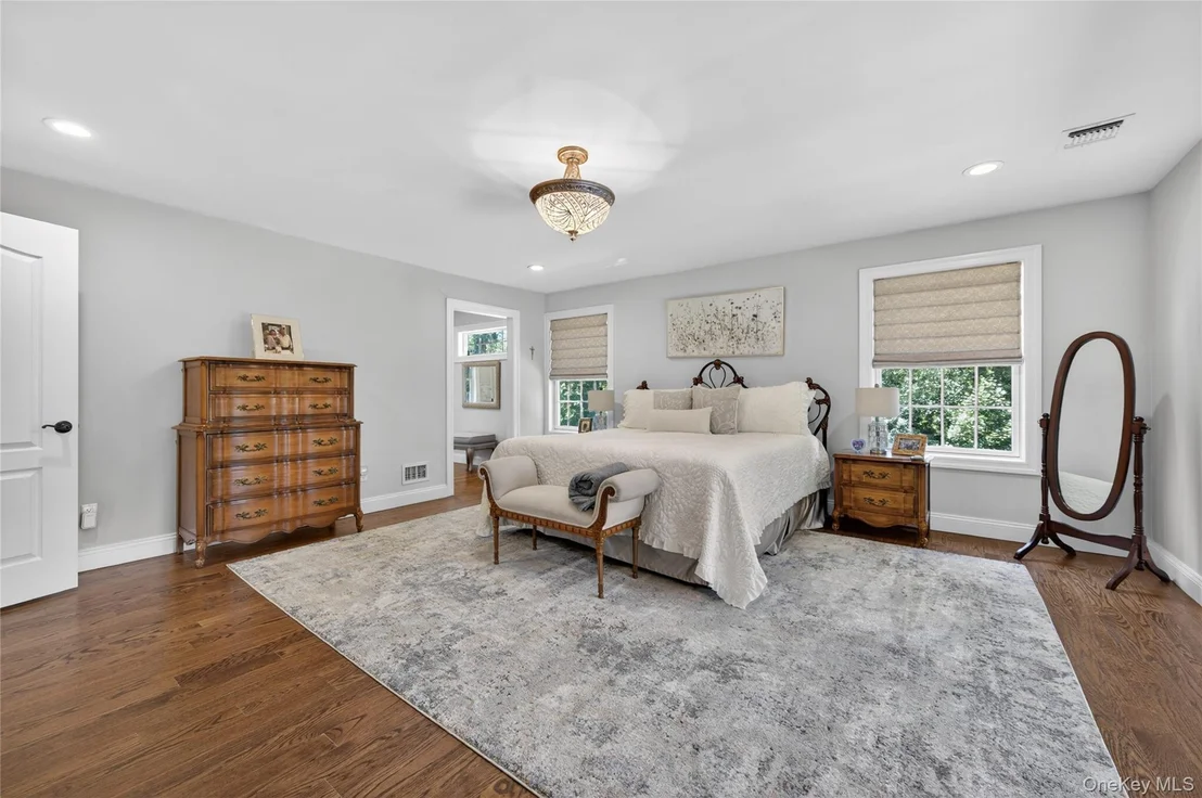 Photo of 261 Harbor Road