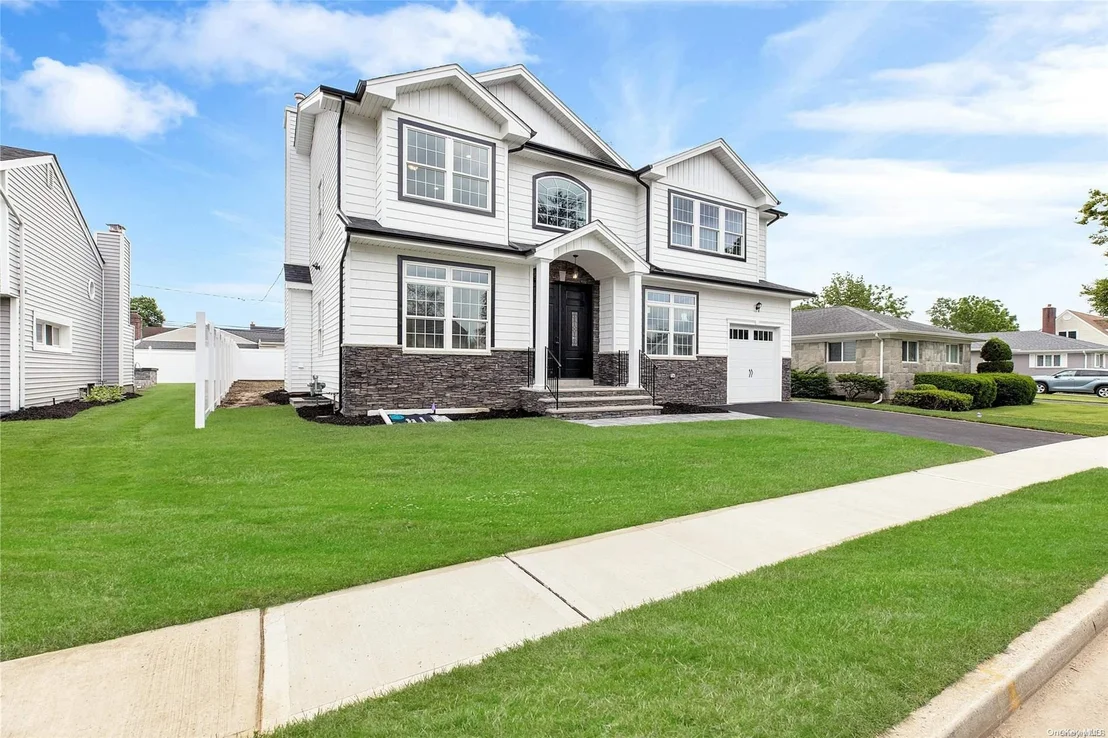 Photo of 15 Edison Drive