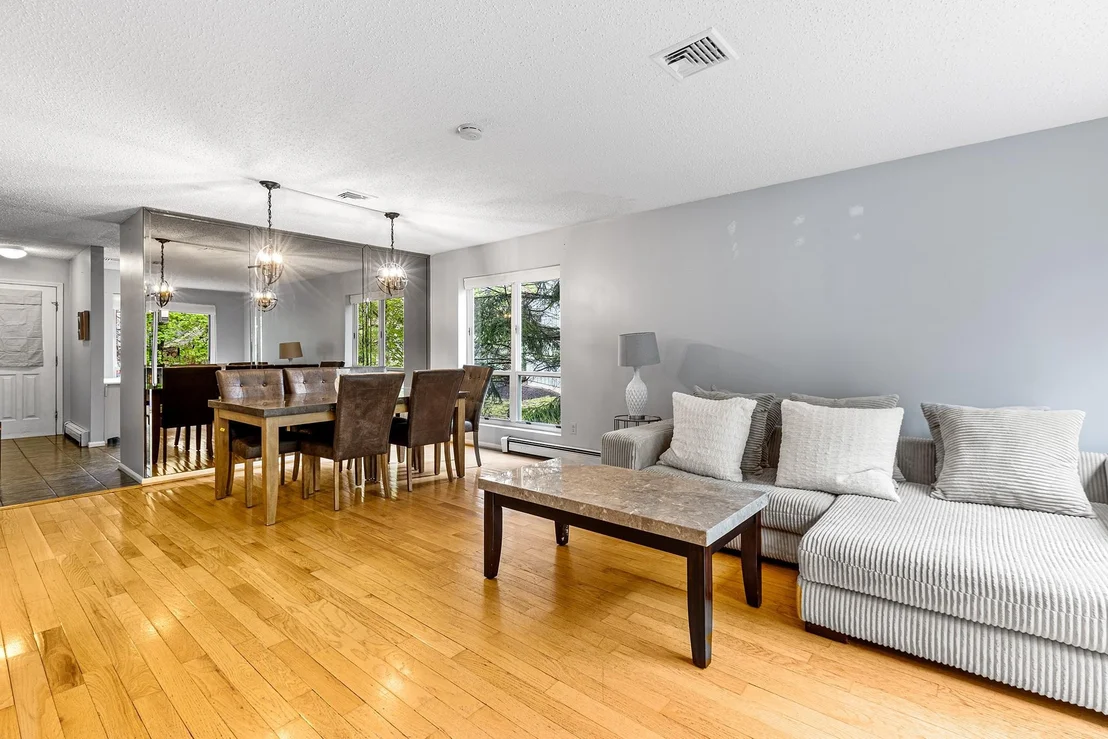 Photo of 17 Hemlock Circle