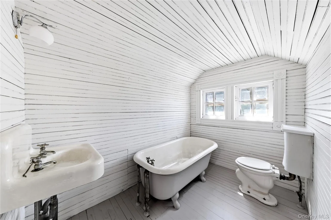 Photo of 61 Ocean Avenue