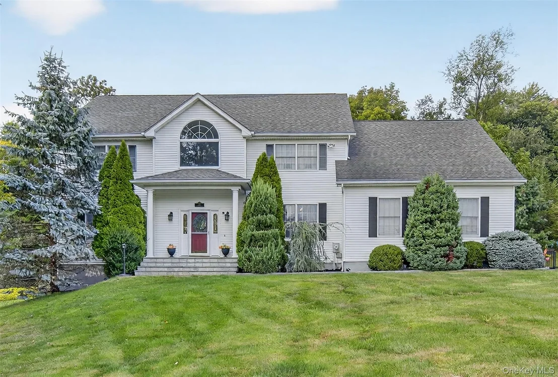 Photo of 14 Meadow Crest Drive