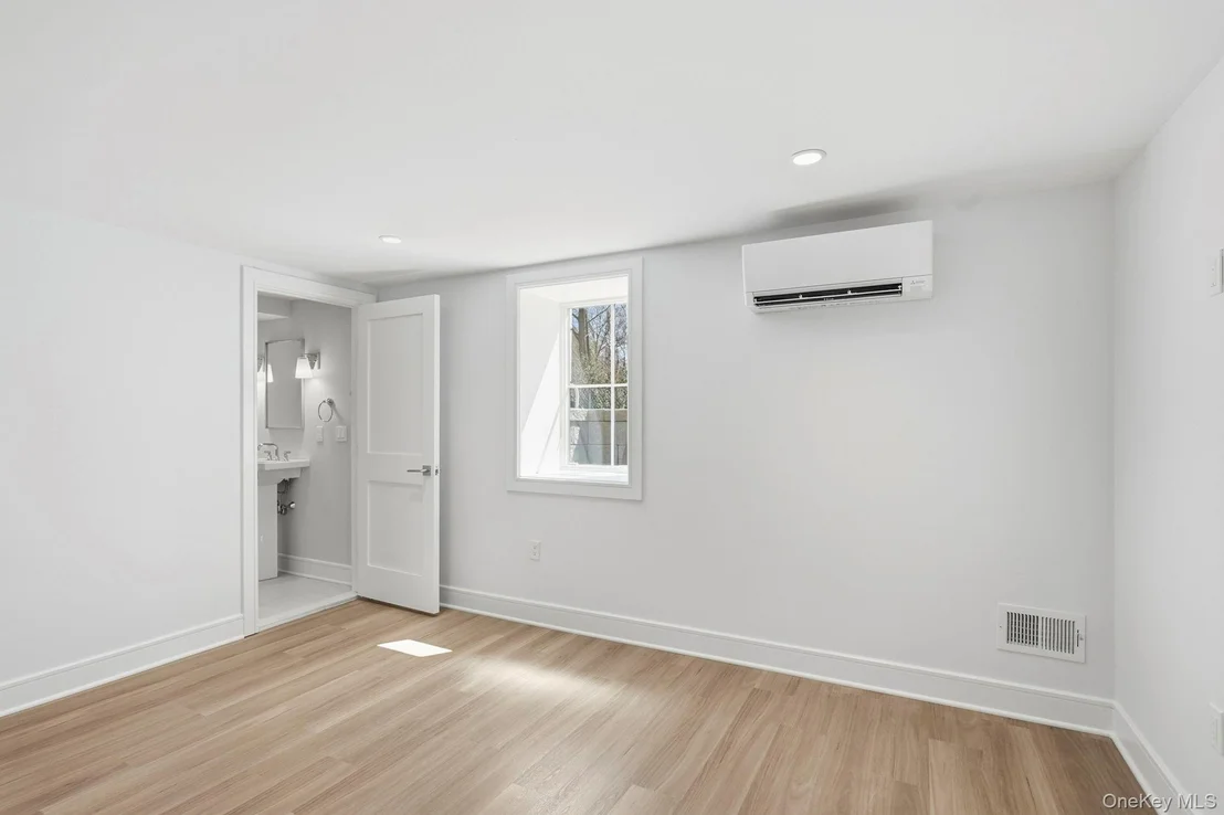 Photo of 39A Barlow Lane