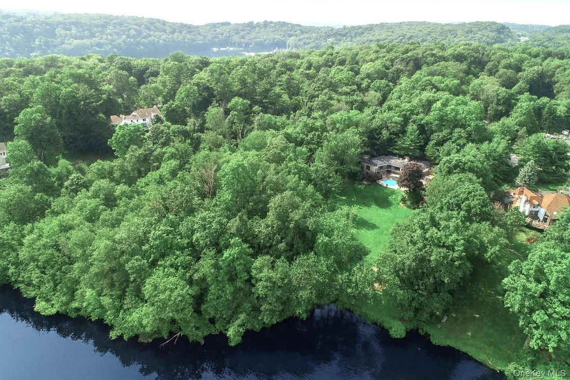 Photo of 20 Cole Drive