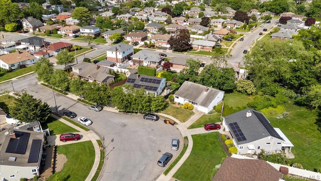 Photo of 3836 Windsor Drive
