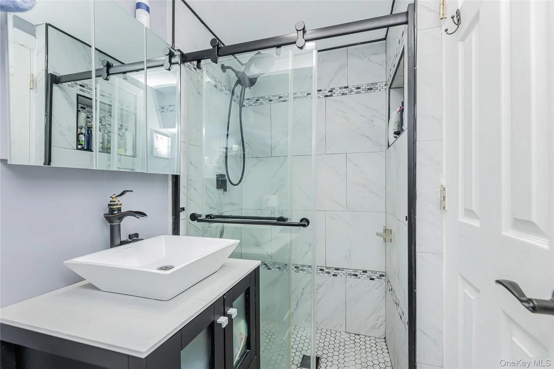 Photo of 426 Calhoun Avenue